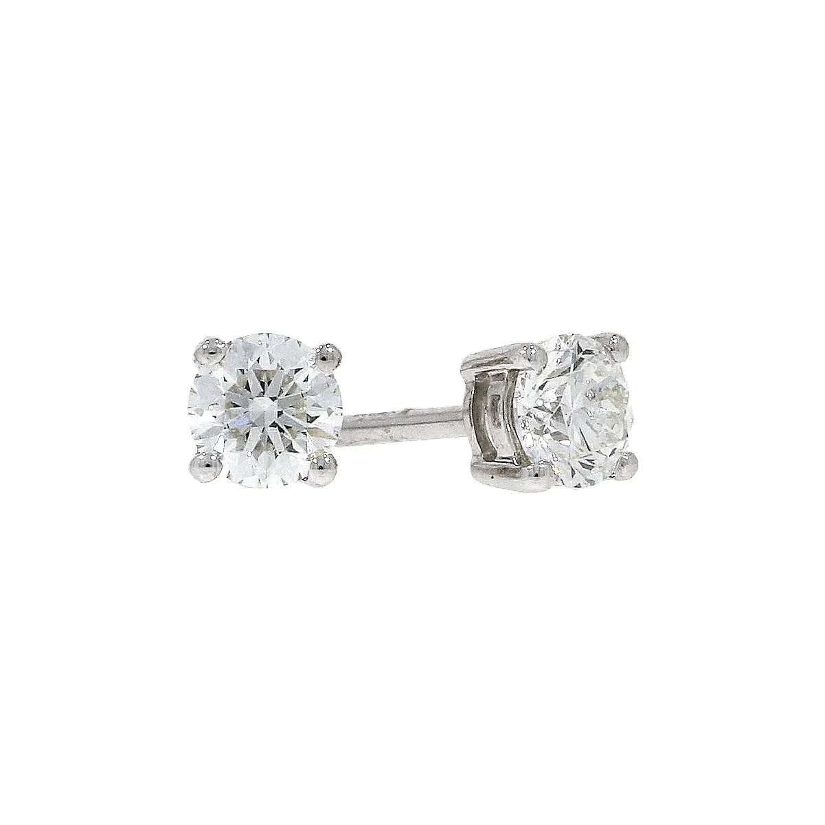 18ct white gold 4 claw solitaire diamond earrings