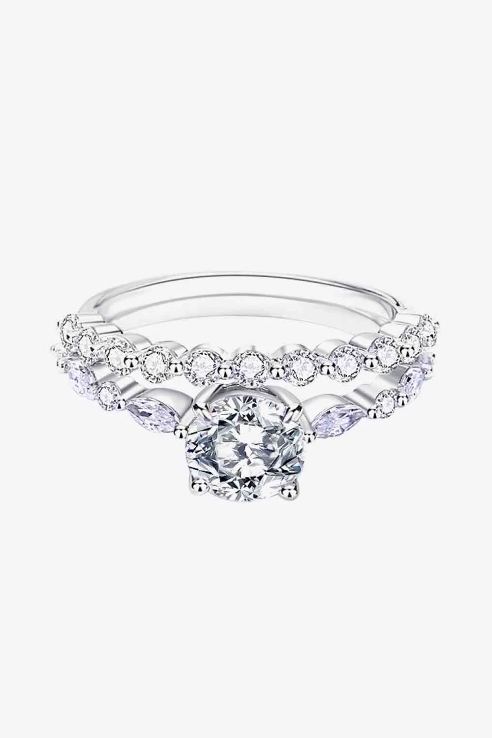 2-Piece Inlaid Moissanite Ring