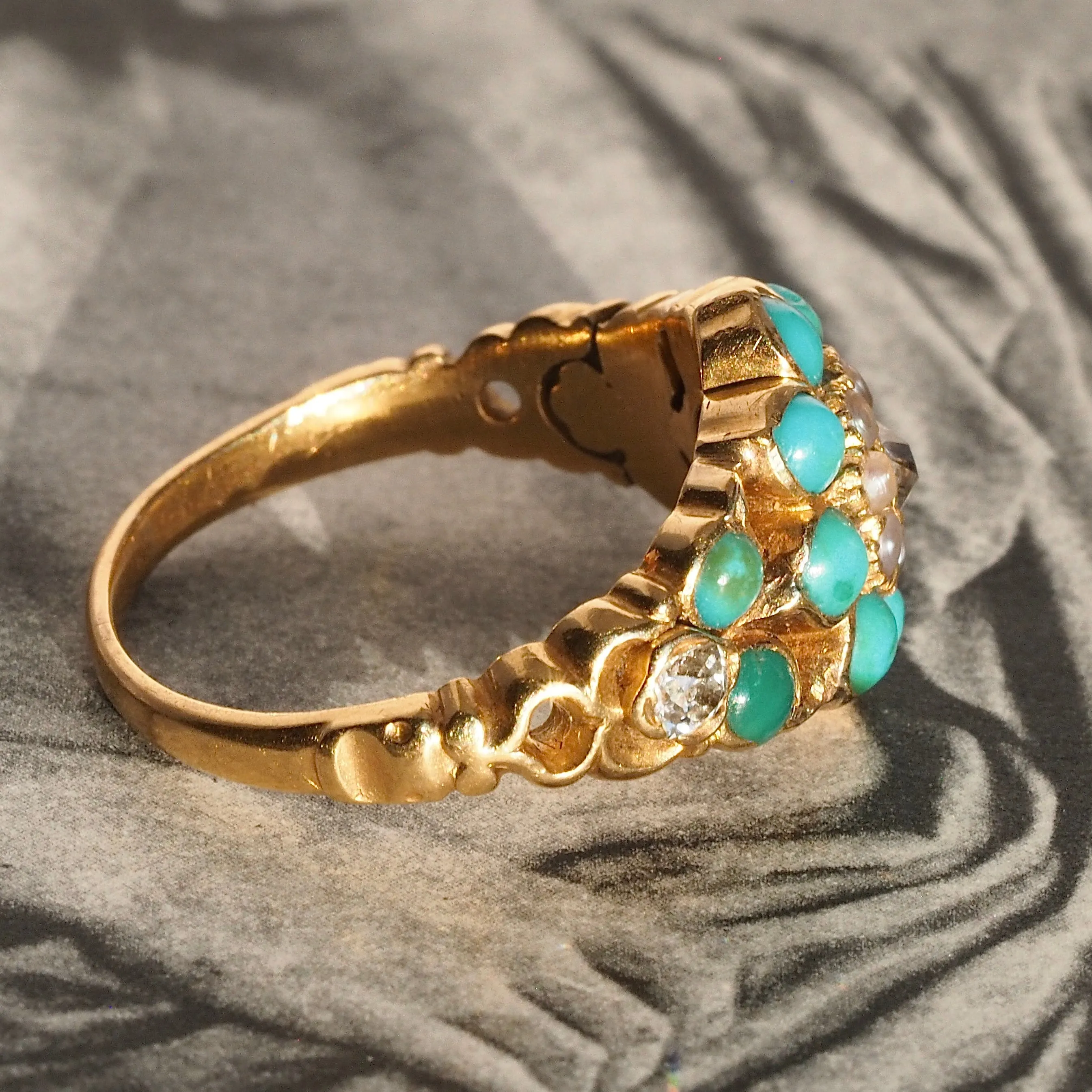 Antique Georgian 18k Gold Turquoise, Pearl and Diamond Ring