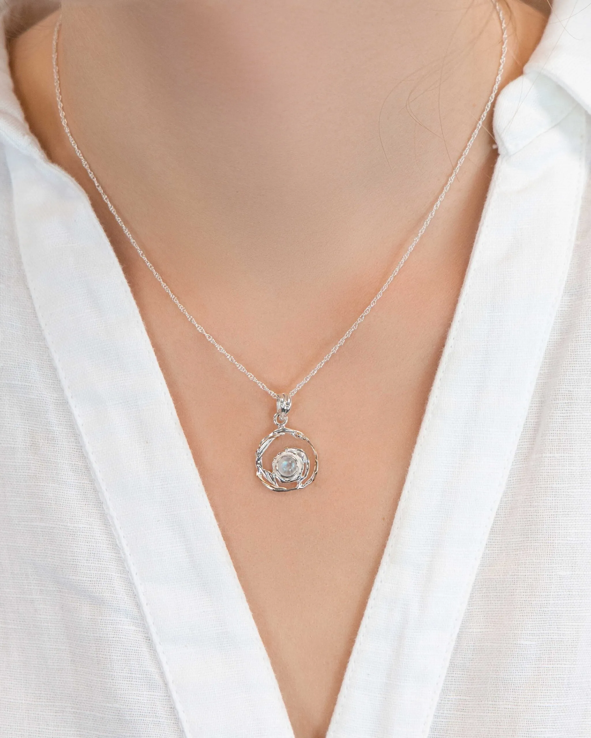 Banyan Round Moonstone Necklace