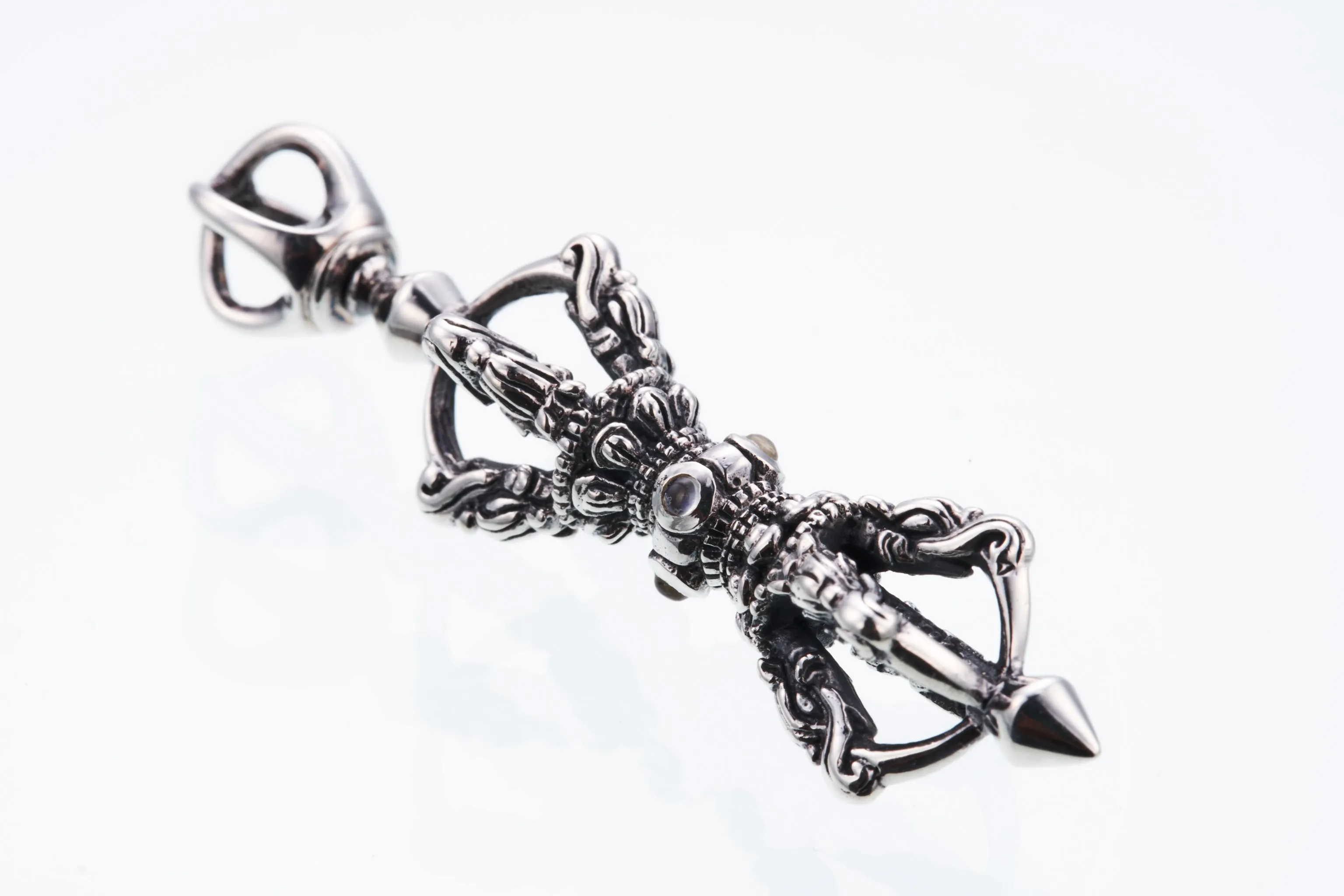 Bird Dorje : (Blue Moonstone)