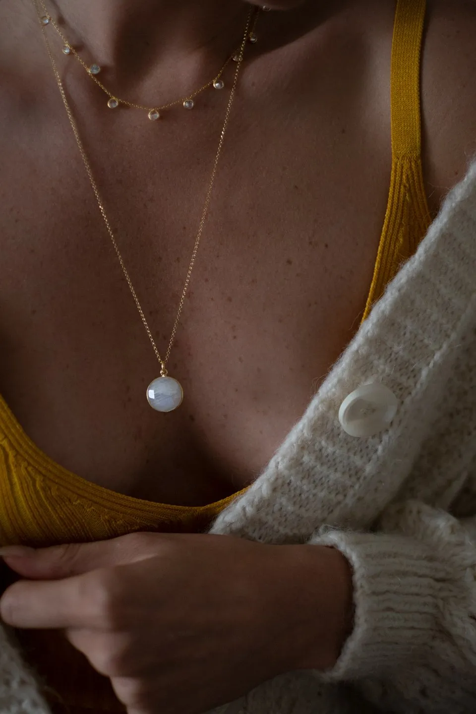 CHARM   MOONSTONE NECKLACE | SET