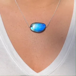 Chunky Single Stone Labradorite Necklace