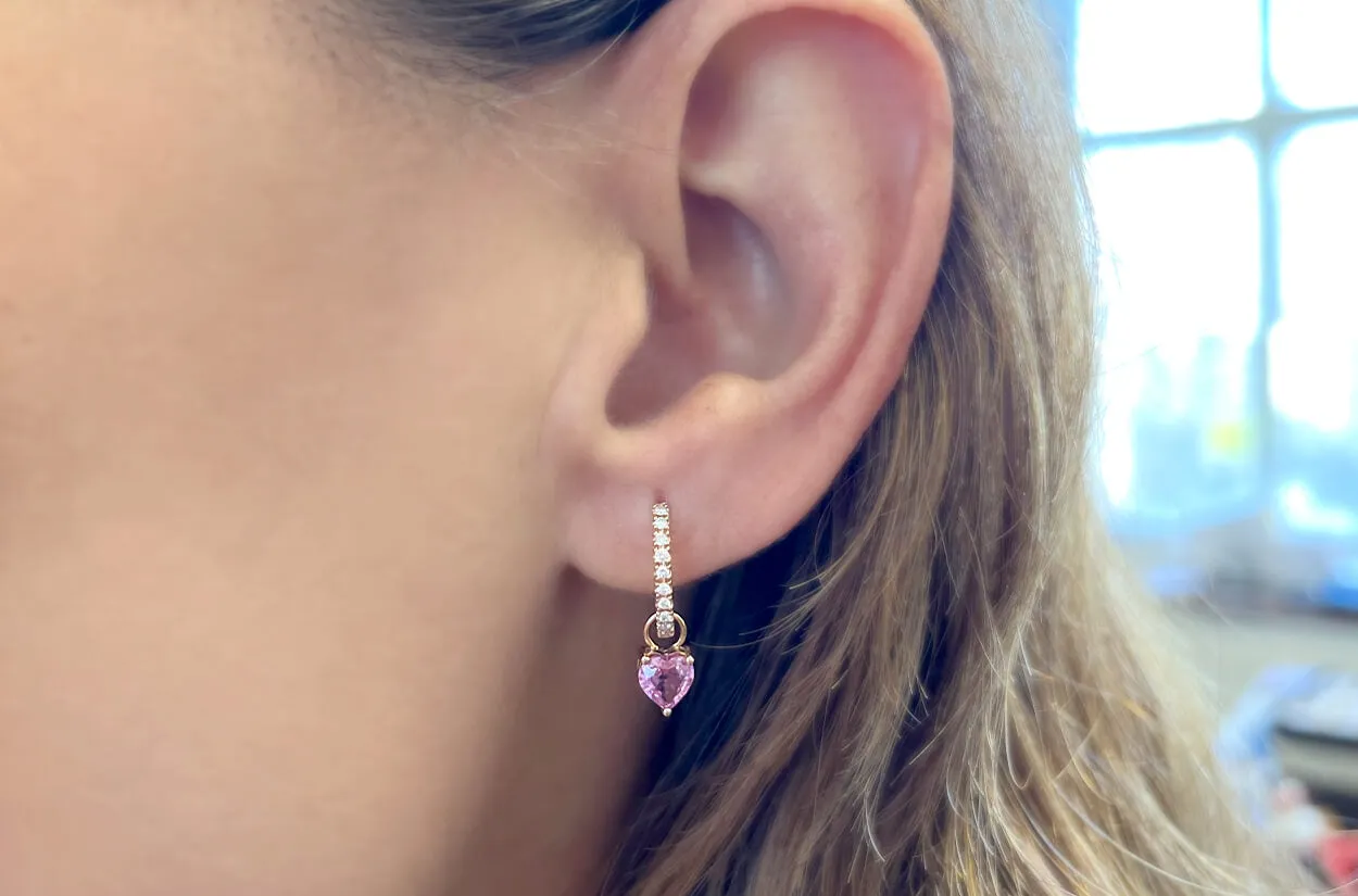 Earrings 18kt Gold Huggies & Sapphire Hearts