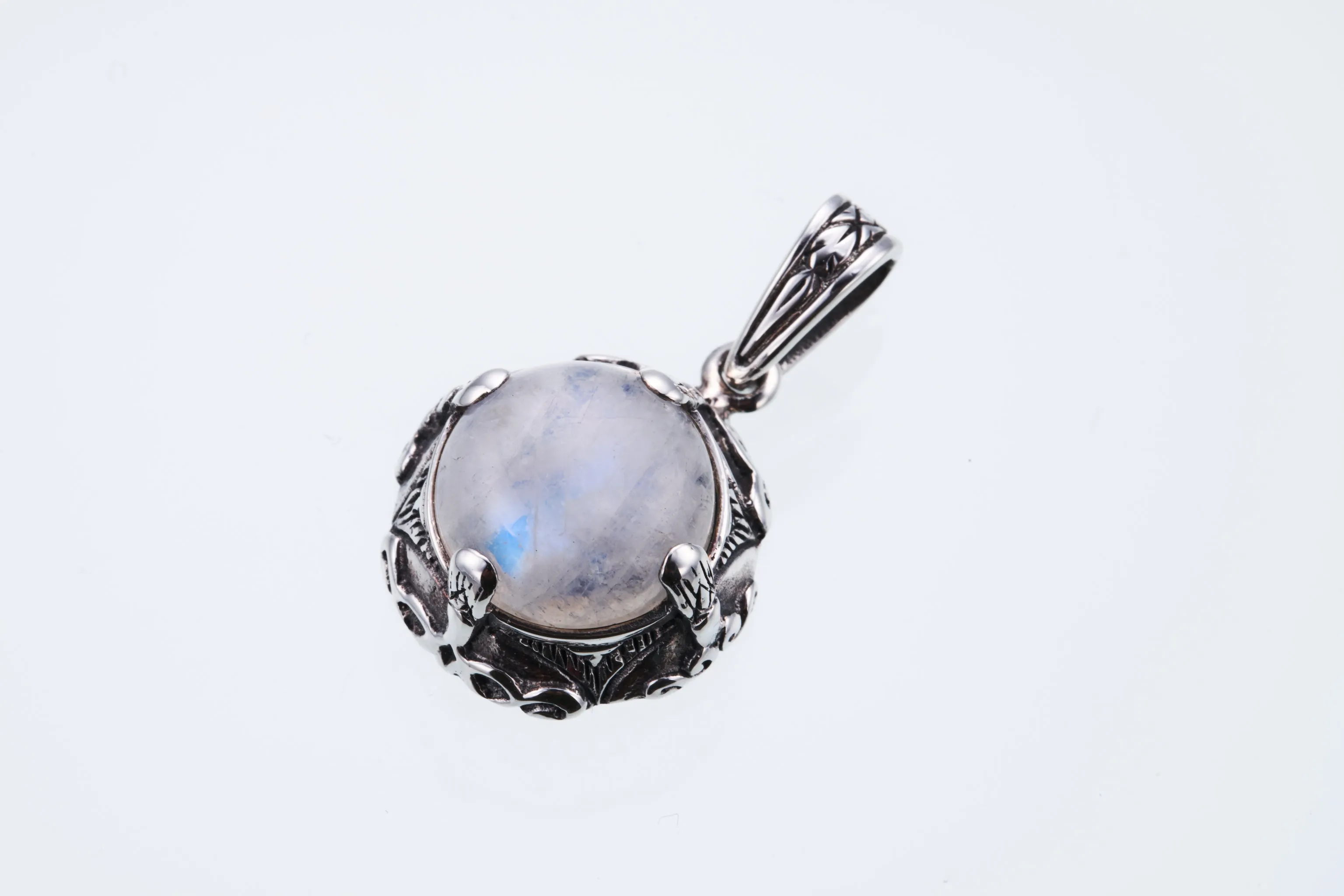 Islamic Round Pendant : L (Rainbow Moonstone)