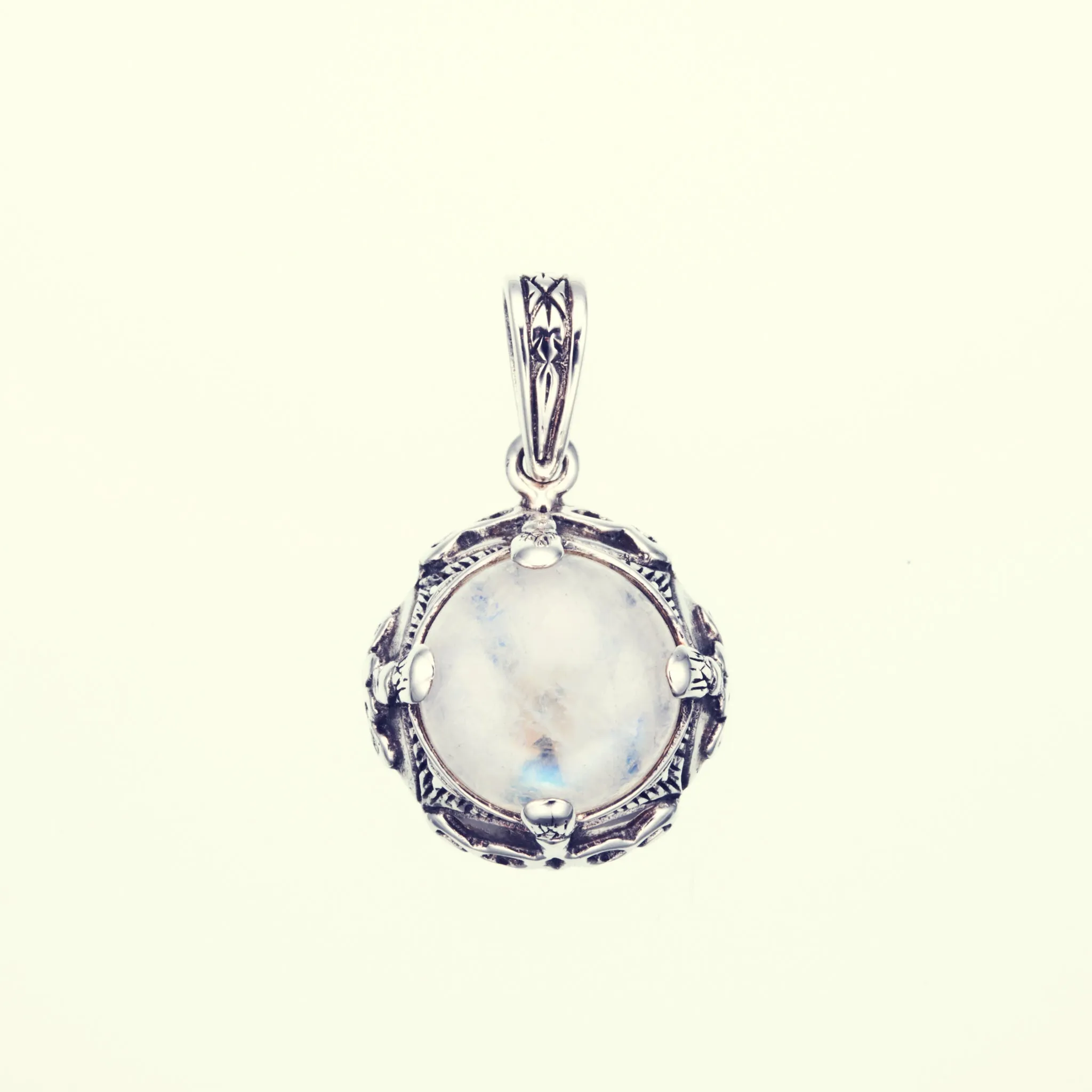 Islamic Round Pendant : L (Rainbow Moonstone)