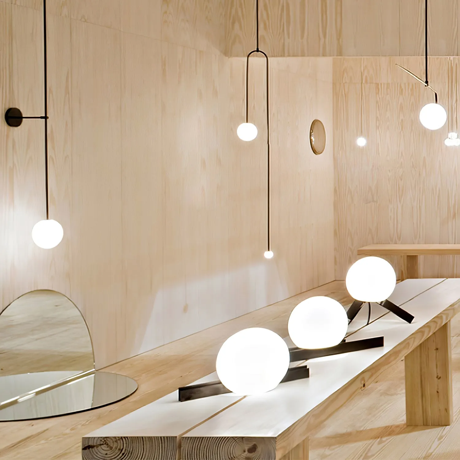 Mobile Wall Lamp