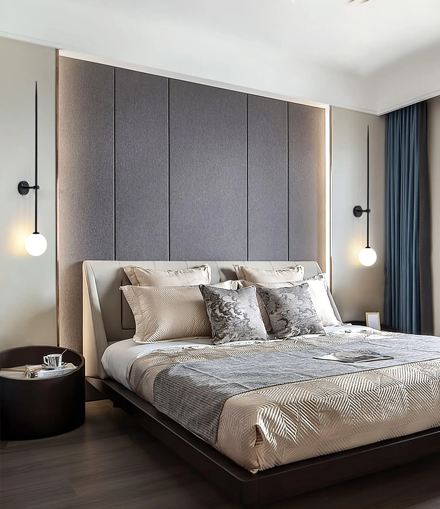 Mobile Wall Lamp