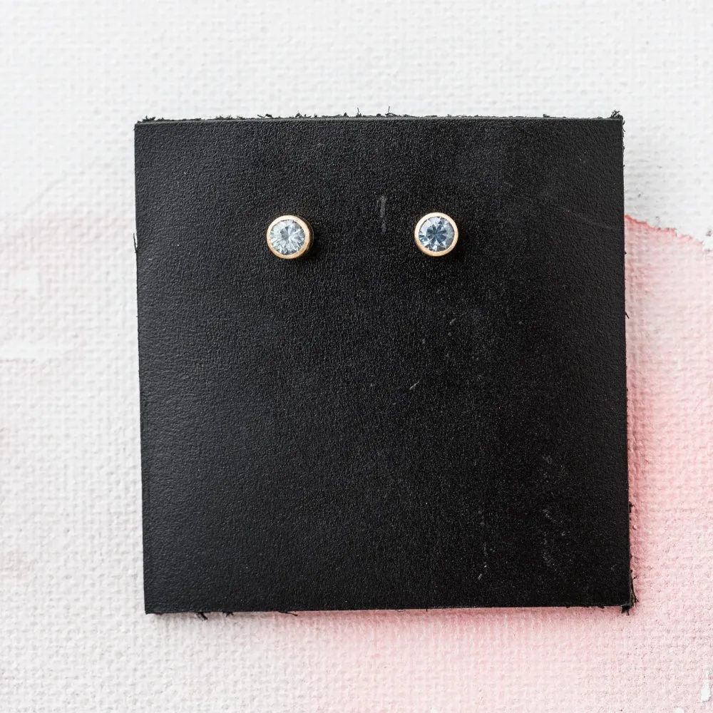 Montana Sapphire Stud Earrings in 14k Gold, 4mm