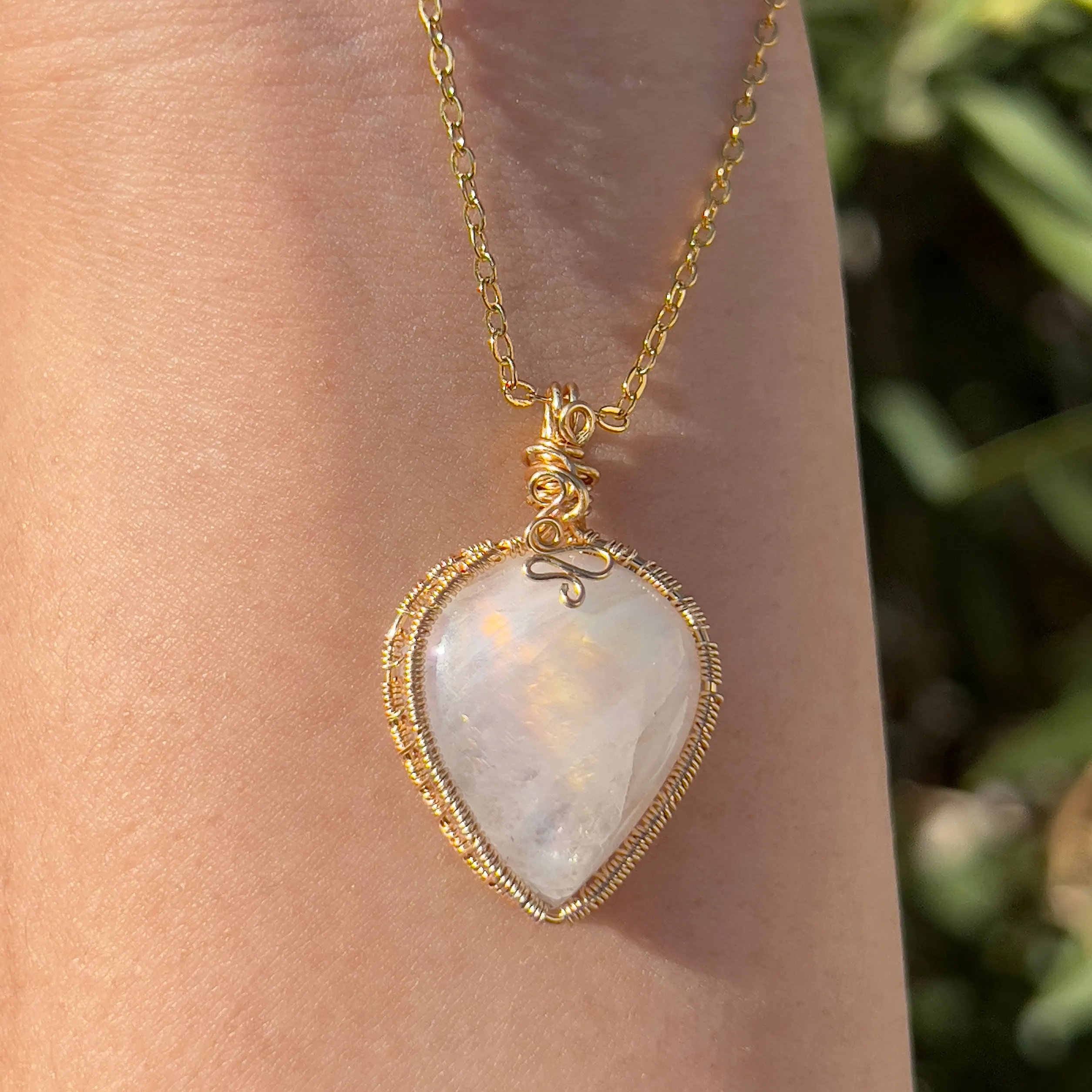 Seraphina Pendant 𓆙