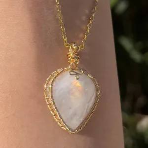 Seraphina Pendant 𓆙