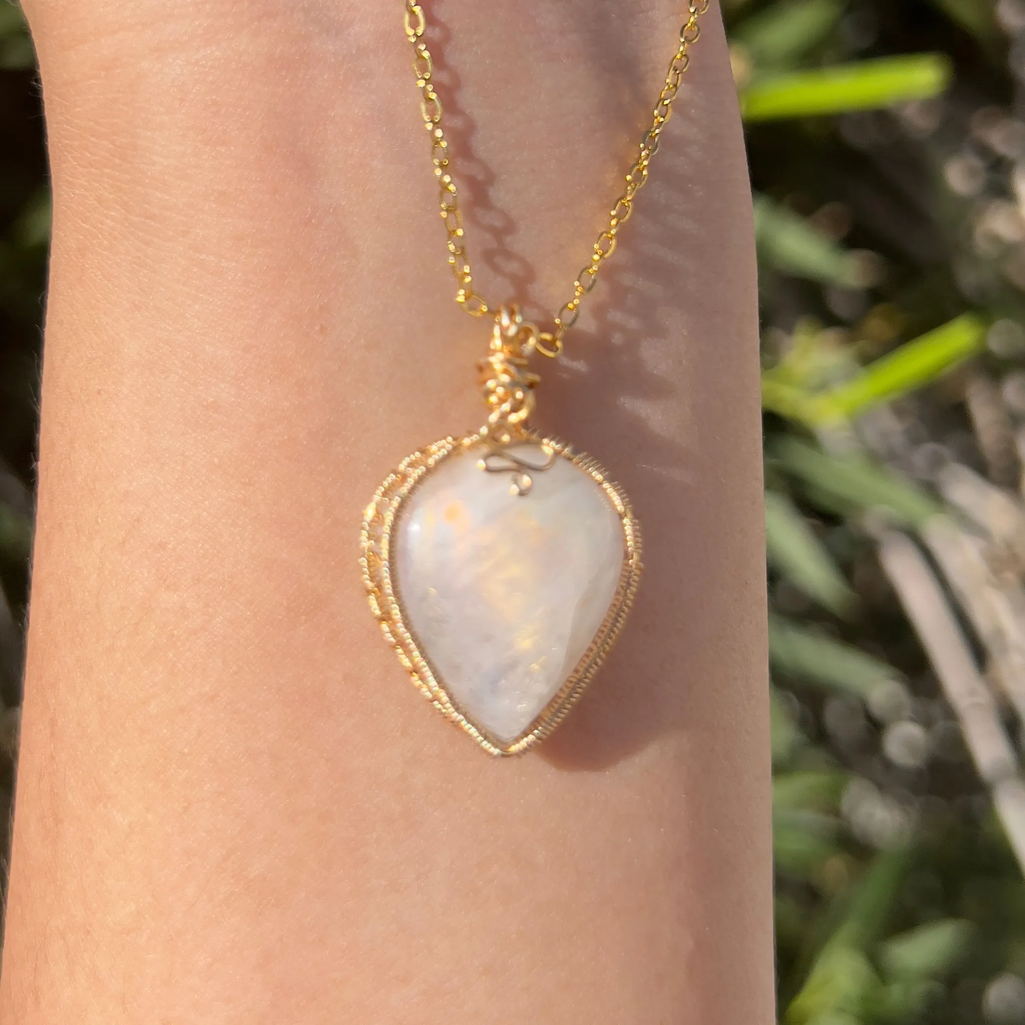 Seraphina Pendant 𓆙
