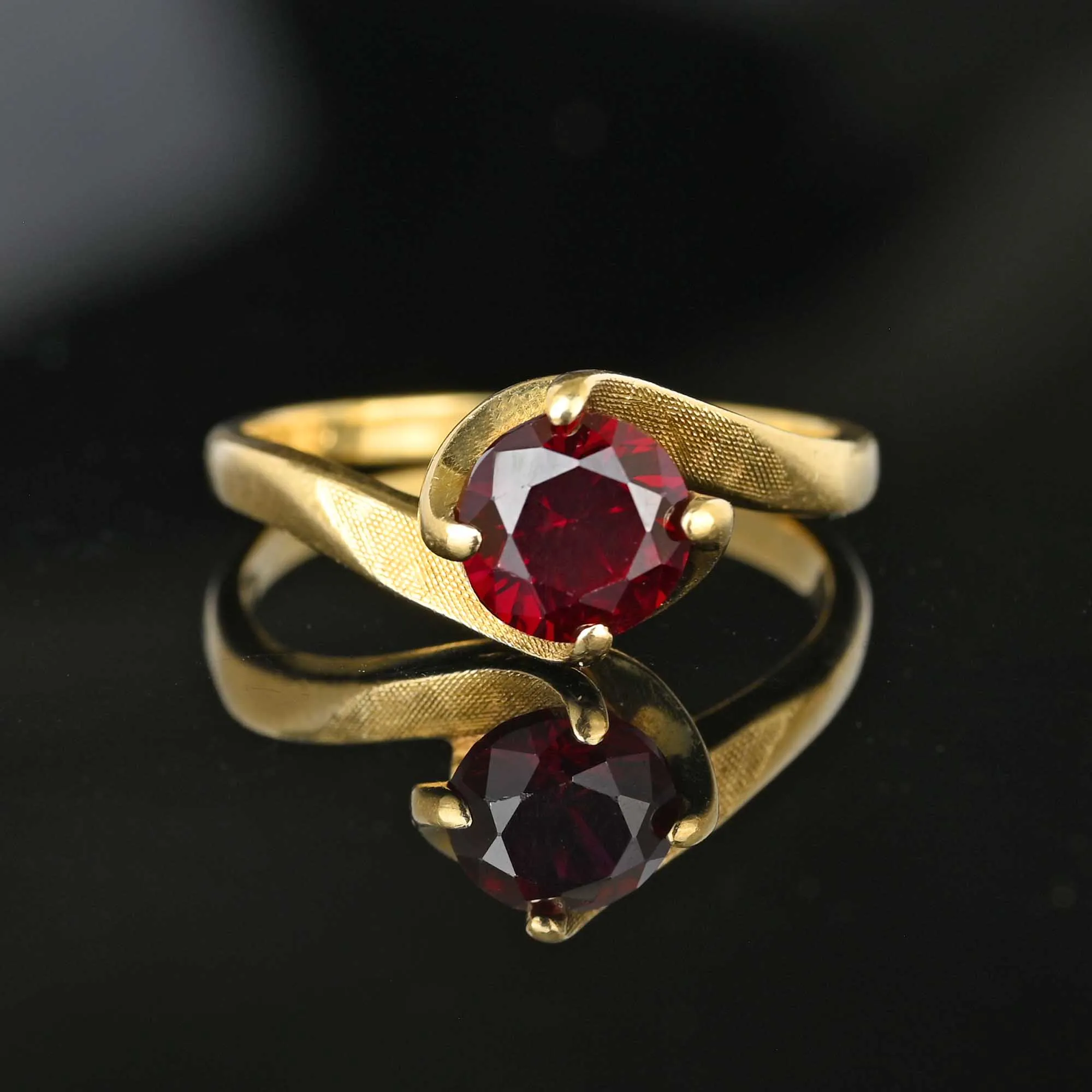Vintage 10K Gold Bypass Ruby Solitaire Ring