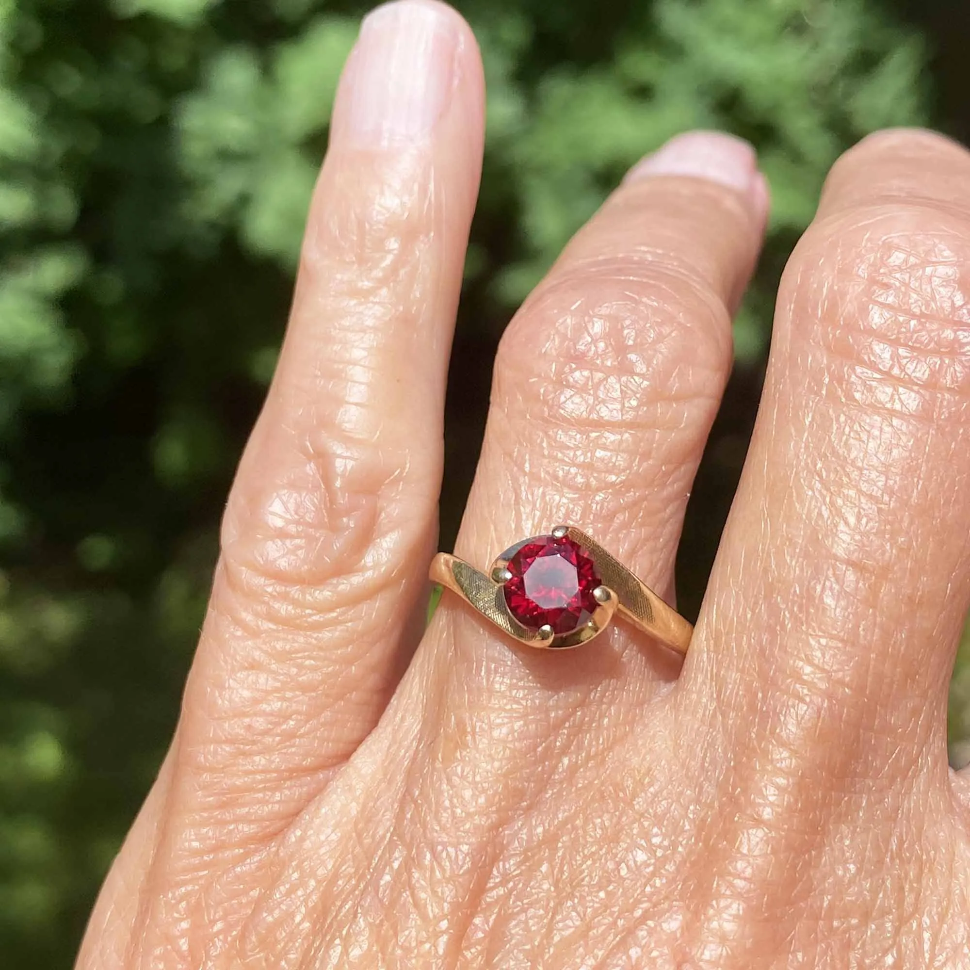 Vintage 10K Gold Bypass Ruby Solitaire Ring
